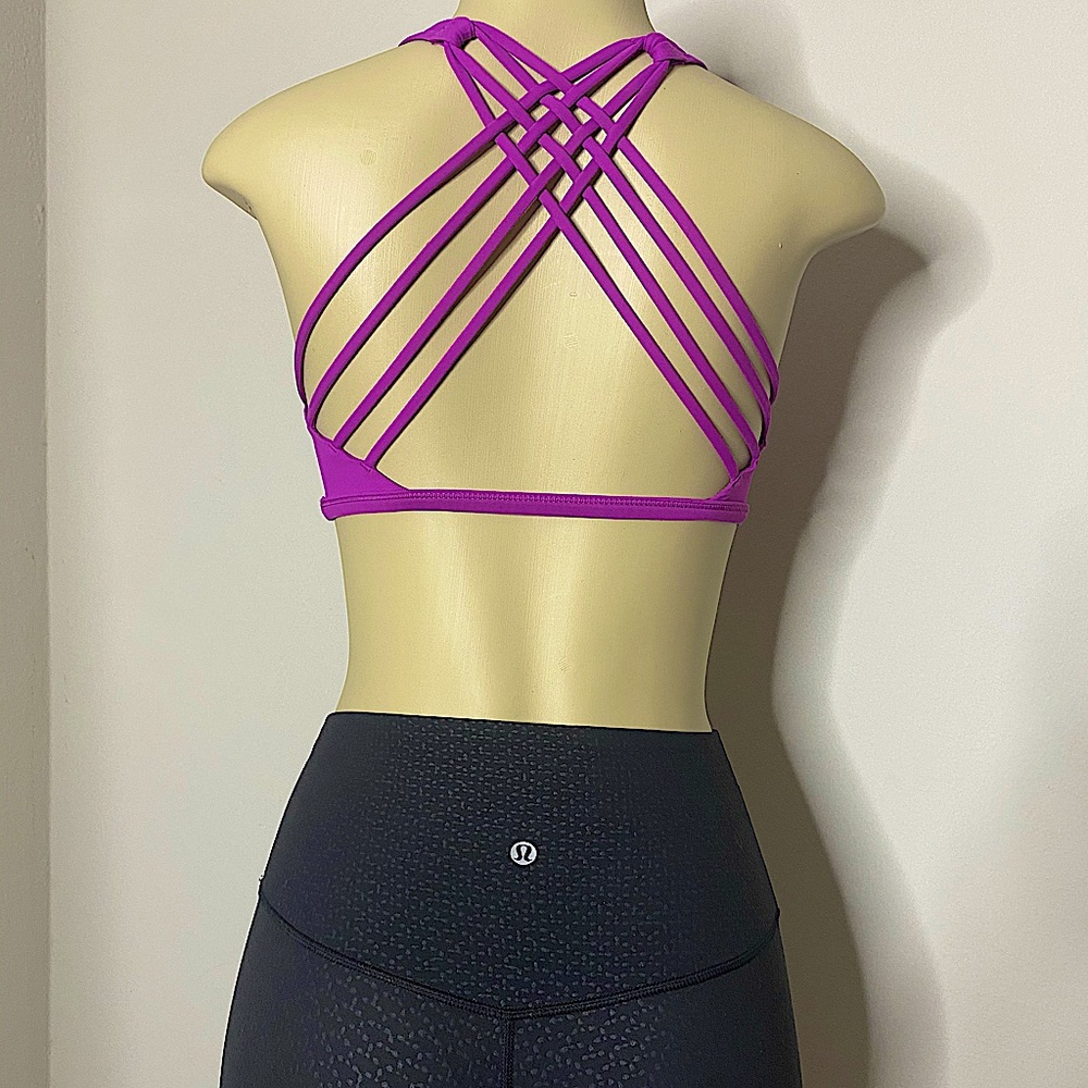 Super pretty pink lululemon athletic bra